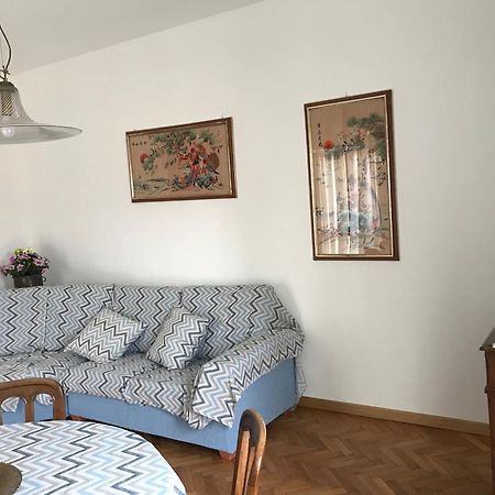 Appartamento Zia Vitto Bellano Exteriör bild